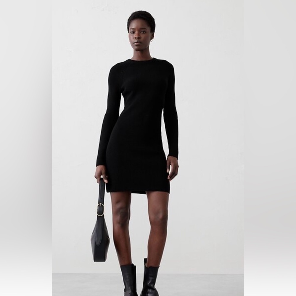Banana Republic Classic Black Long Sleeve Dress
